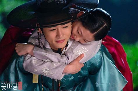 Photos New Stills Added For The Korean Drama Flower Crew Joseon