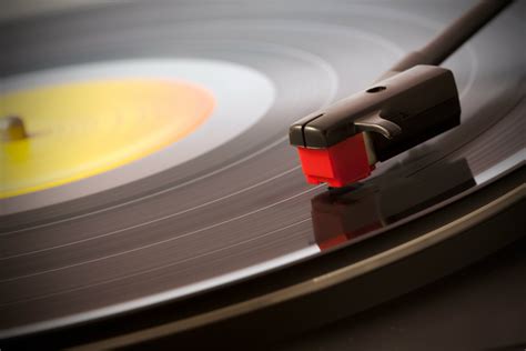 Une Platine Pour Graver Ses Propres Vinyles Masculin