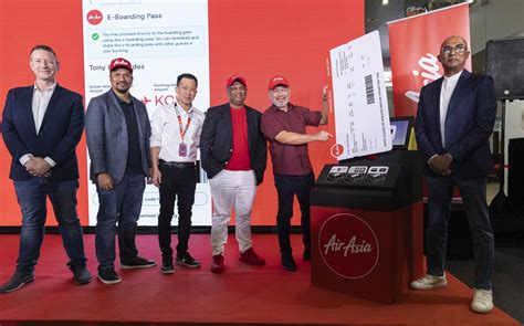 Airasia Returns To Subang Airport Flights To Kch And Bki