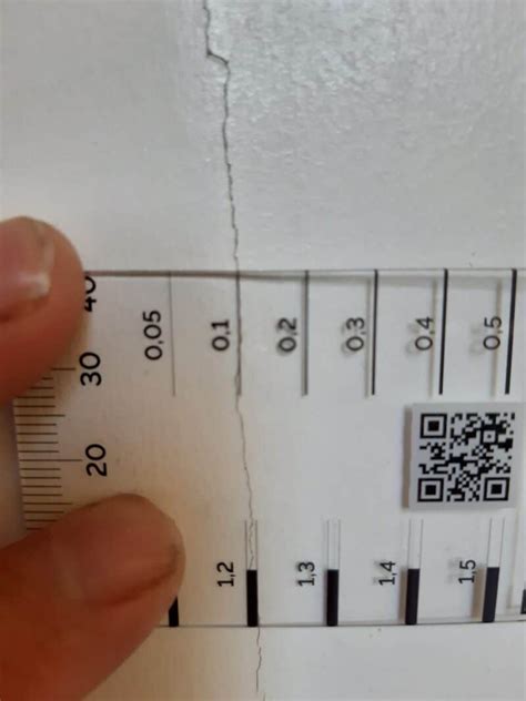 inspection tool crack width comparator card defect measurement ruler