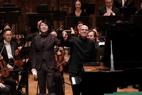 Chinese pianist Lang Lang entertains in Beethoven concerto with HK Phil, showing injury that ...