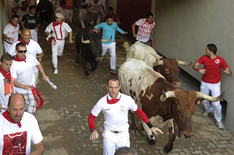 SPAIN-FESTIVAL-TOURISM-PAMPLONA