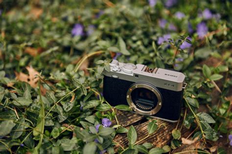 Tiny Camera Meets Big Potential: Fujifilm XE4 Review