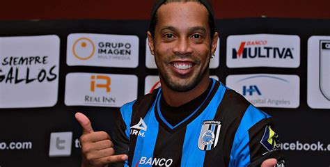 Ronaldinho Cobraría Unos 150 Mil Dólares Por Estar En La Reapertura Del