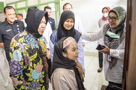 KUNJUNGAN KERJA MENSOS DI PALEMBANG ANTARA Foto