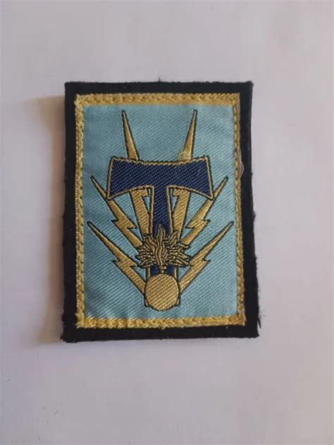 ANCIEN PATCH ECUSSON Militaire Aviation GENDARMERIE à identifier EUR