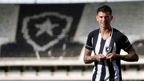 Botafogo Anuncia A Chegada De Victor Cuesta El Patr N