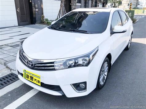 Toyota S Corolla Altis 100％強力過件 20歲雙證件就可辦理 當日審核過件 隔日即可交車