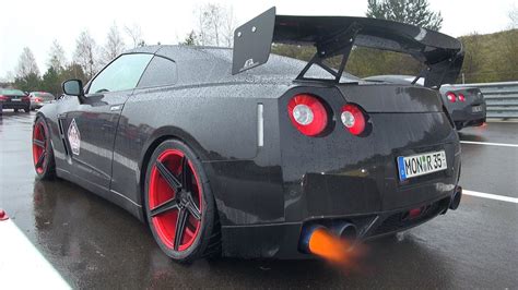 Hp Nissan Gt R R Shooting Flames Youtube