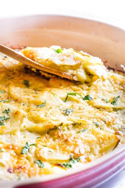 Crowd Pleasing Cheesy Scalloped Potatoes Sweet And Savory