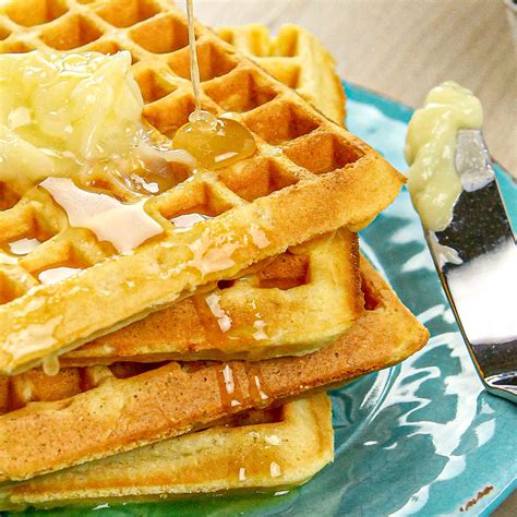 Cornmeal Waffles - BestRecipes.co