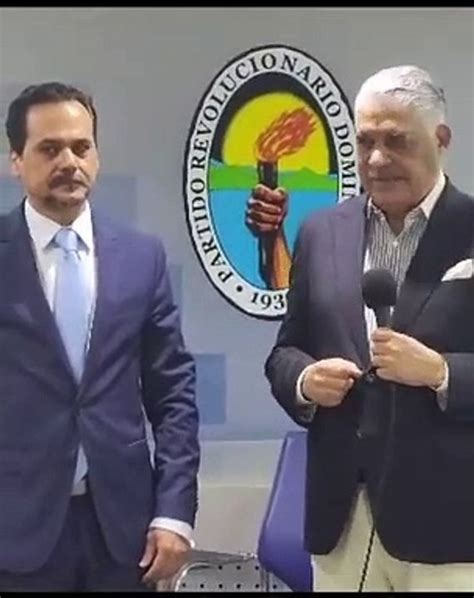 Miguel Vargas Juramenta Al Senador Iv N Silva En El Prd V Deo Dailymotion