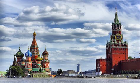 Travel To Russia Russian Capitals Tour St Petersburg And Moscow