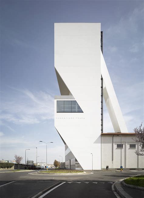 Fondazione Prada Apre La Torre Di Rem Koolhaas Artribune