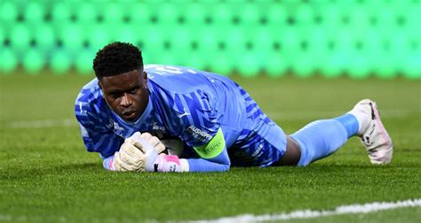 Brice Samba Lens Brest nous a imposé un match de Ligue de champions