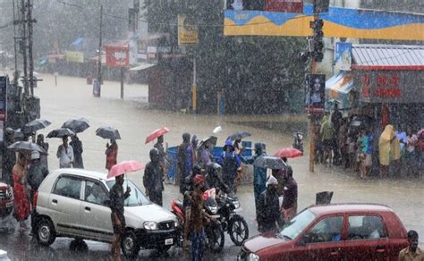 Kerala Rains Army Disaster Management Response Teams Aid In Rescue