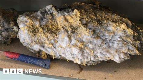 Huge Gold Encrusted Rocks Unearthed In Australia Bbc News