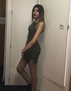 Booty On An Indian Gal Porn Pic