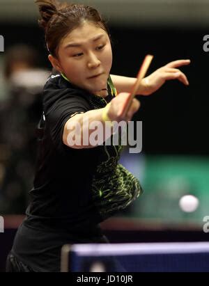 Der Chinesische Tischtennisspieler Chen Meng Spielt Beim ITTF World Cup