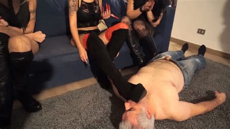 La Diva Del Tubo Lady Mesmeratrix Three Femdom Chicks Punishing