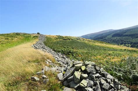 caer drewyn hillfort sykes inspiration