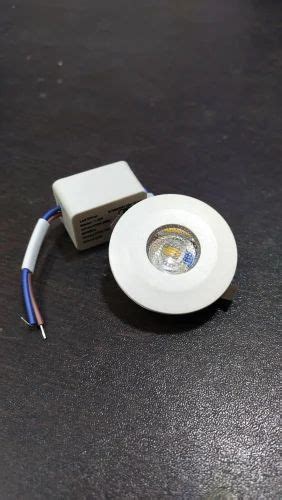 Shine World Watt Led Spot Light Round Warm White At Rs Piece In