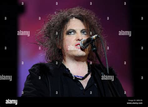 Big Robert Smith Hi Res Stock Photography And Images Alamy