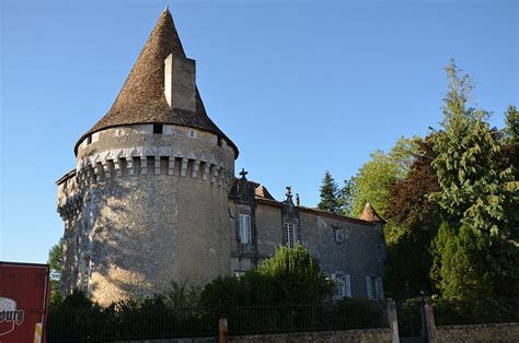 Château de Javerlhac à Javerlhac et la Chapelle Saint Robert