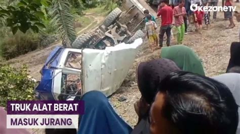 Truk Muatan Alat Berat Terjun Ke Jurang 3 Orang Tewas 1 Luka Di Aceh