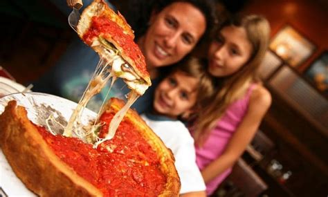 Chicago Pizza Tour - Chicago Pizza Tour | Groupon