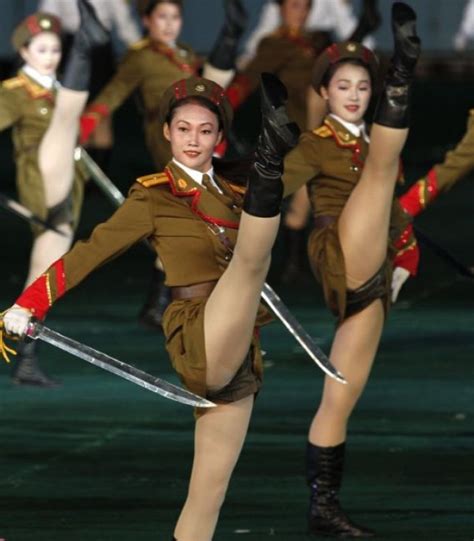 Pictures North Koreas Bizarre Parades