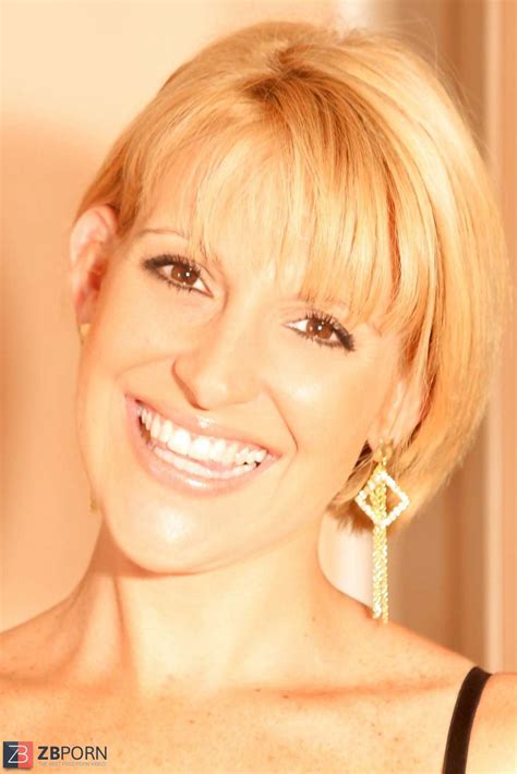 Red Hot Ash Blonde Mature Mummy ZB Porn