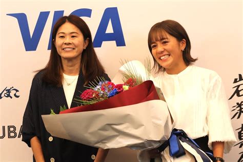 現役引退の岩渕真奈にレジェンド澤穂希が労い 「一緒の時代にサッカーができて幸せだった」 ライブドアニュース