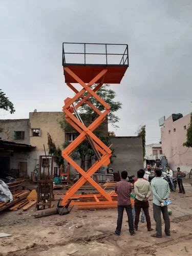 Working Height 30 Feet Hydraulic Movable Scissor Lift Capacity 3 Ton