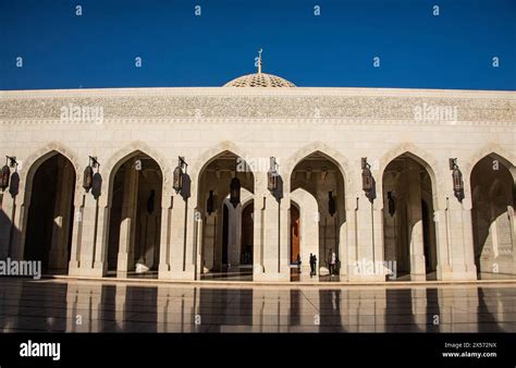 beautiful architecture  sultan qaboos grand mosque muscat oman