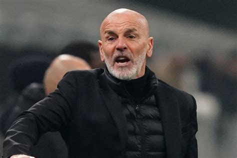 Pioli lascia il Milan e firma con la rivale È il profilo giusto