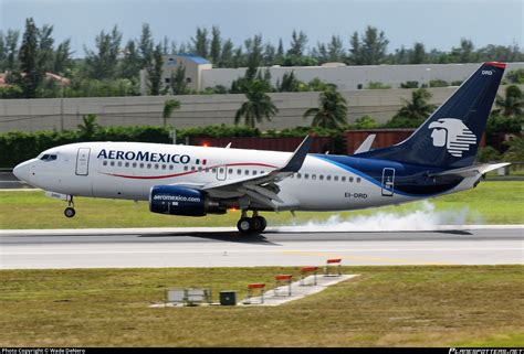 EI DRD Aeroméxico Boeing 737 752 WL Photo by Wade DeNero ID 080425