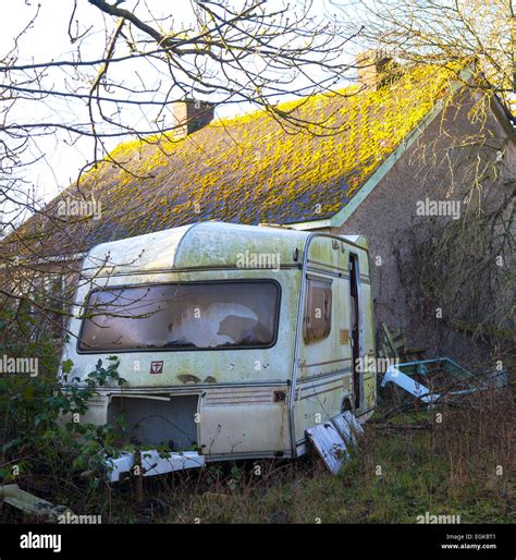 Wrecked Caravan Hi Res Stock Photography And Images Alamy