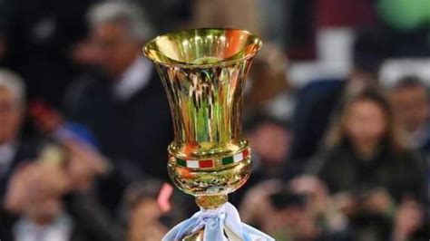 48 Anni Fa Il Neo Tecnico Granata Cancian Sollevava La Coppa Italia