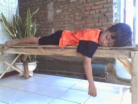 Gambar Orang Tidur Lucu Banget Kumpulan Gambar Dp Bbm Manchester