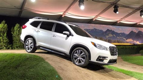 Subaru Debuts The Ascent Three Row Suv James Deakin