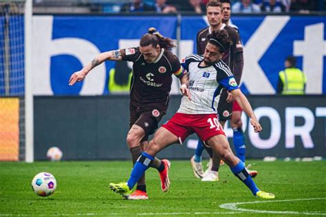 Battu Par Hambourg Sankt Pauli N Est Pas Encore En Bundesliga