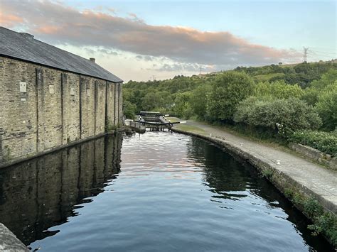 Lock Rochdale Canal Sunset In Sowerby Bridge Flickr