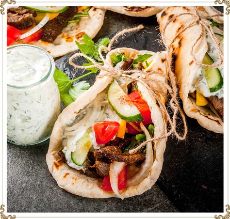 Pita Grec Accompagn De Sauce Tzatziki Sans Gluten Sans Cas Ine Et Bio