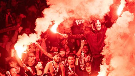 Chants homophobes lors de PSG OM la tribune Auteuil fermée pour un