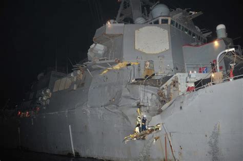 USS Porter (DDG 78) Damaged in Collision With Japanese Oil Tanker | Photos | Defense Media Network