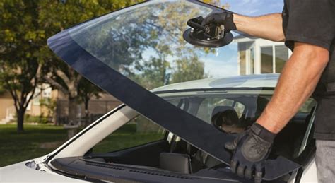 Does Car Insurance Cover Windshield And Glass Replacement