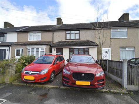 3 Bed Terraced House For Sale In Davington Road Becontree Dagenham