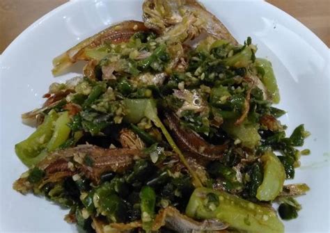 Resep Ikan Asin Cabe Ijo Oleh Murtopingah Cookpad