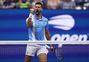 Djokovic Se R E De Shelton En La Celebraci N De Su Pase A La Final